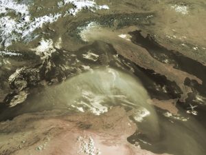 L’empreinte du changement climatique sur les inondations au Portugal et les tempêtes de poussière saharienne en mars 2024